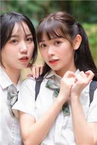 清穿：救下皇帝后，她一身荣宠(何姒颜康熙)小说叫什么名字
