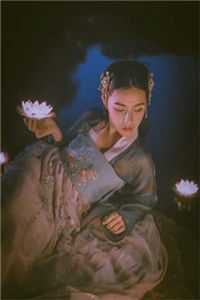 苟神，开局宅三年(秦三云妙婵)全本